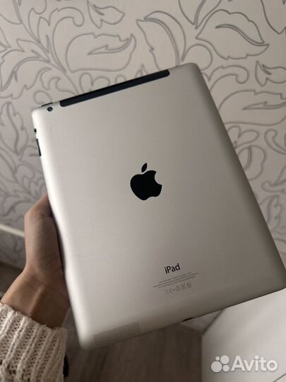 iPad 32GB White