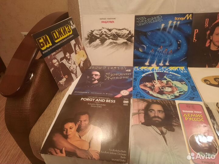 Виниловые пластинки разных исполнителей