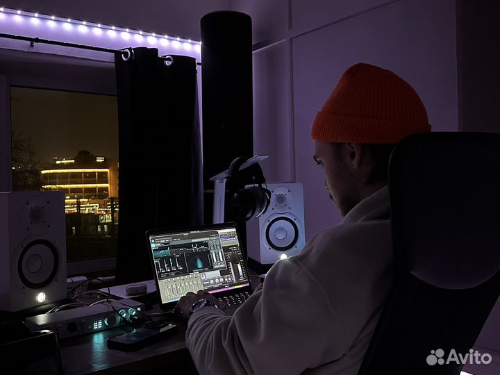 Звукорежиссер, сведение трека, бит, трек под ключ