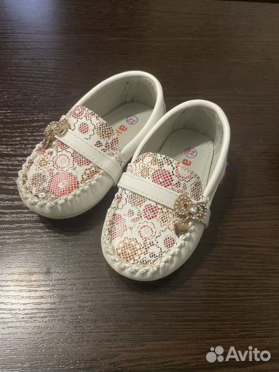 Обувь на девочку 22 размер