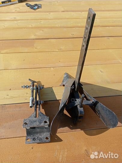 Рало, плуг разносторонний, окучеватель