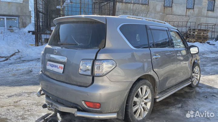 Зеркало заднего вида Nissan Patrol (Y62) 96321-ZH3