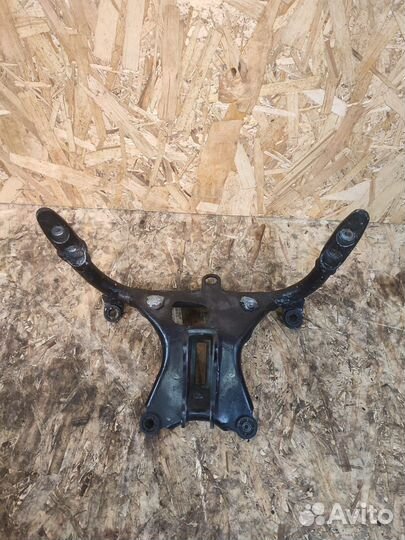 Yzf-r1 98-01 паук передний кронштейн