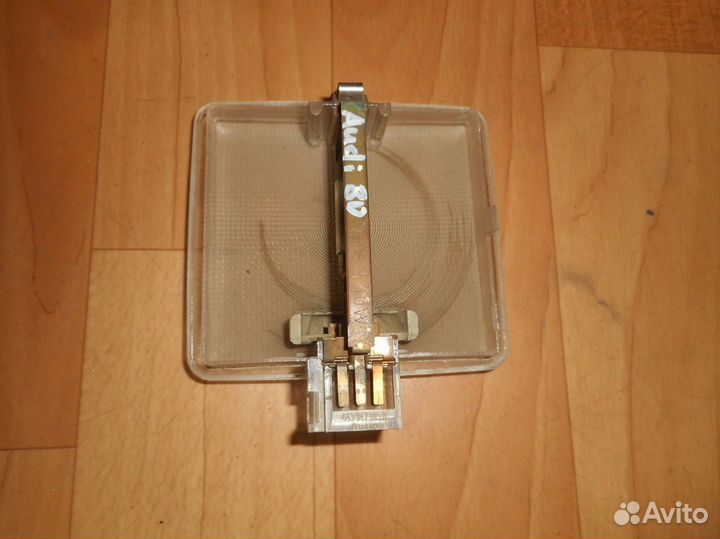 Плафон салонный Audi 80 (B3) (1986-1991)