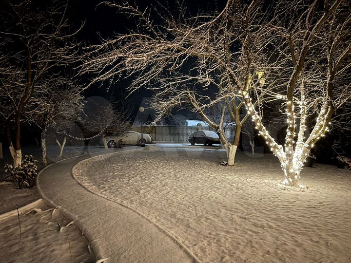 Дом 300 м² на участке 10 сот.