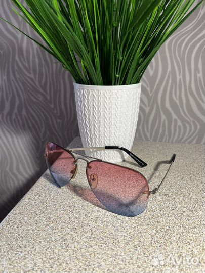 Солнцезащитные очки