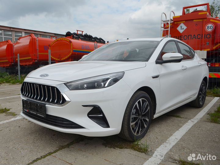 JAC J7 1.5 CVT, 2023