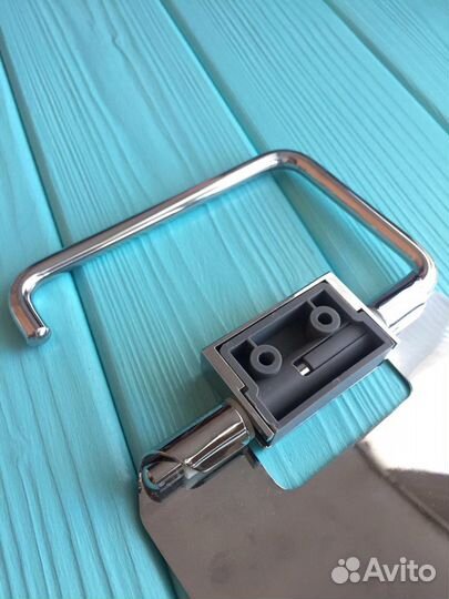 Geesa держатель для туалетной бумаги б/у