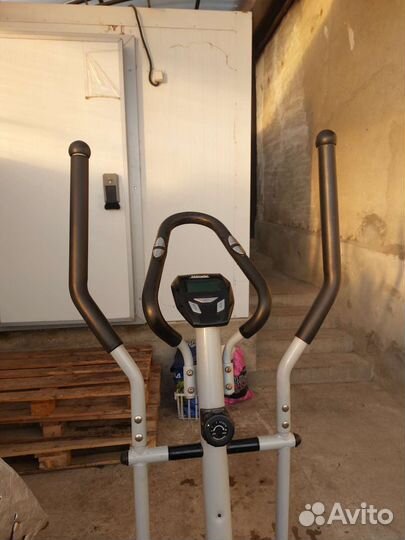 Эллиптический тренажер