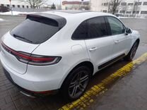 Porsche Macan 2.0 AMT, 2021, 22 000 км, с пробегом, цена 4 950 000 руб.