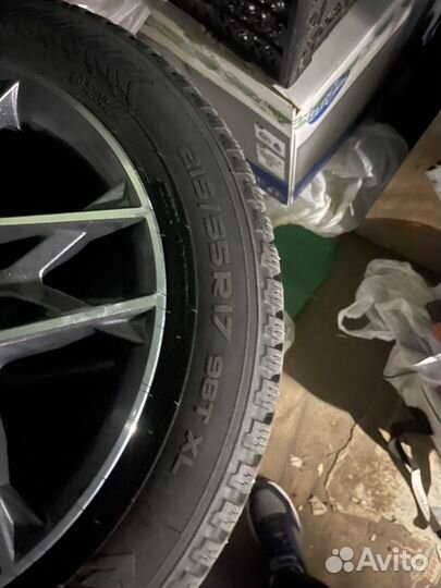 R17 Nokian Tyres Hakkapeliitta 8 SUV 215/55, PCD 5x114.3 DIA 67.1