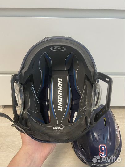 Хоккейные шлема M,L