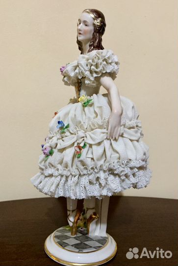 Балерина. Кружевной фарфор.Германия