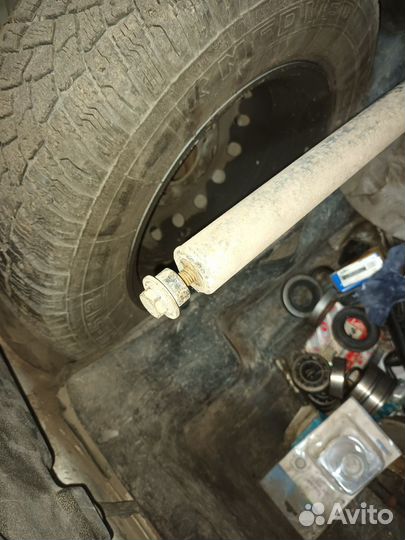 Фаркоп на ваз 2105