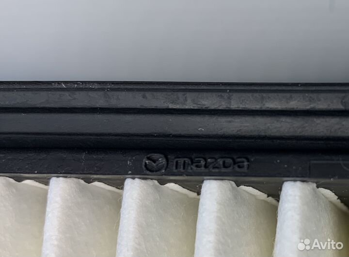 Фильтр воздушный Mazda PE07133A0A (оригинал)