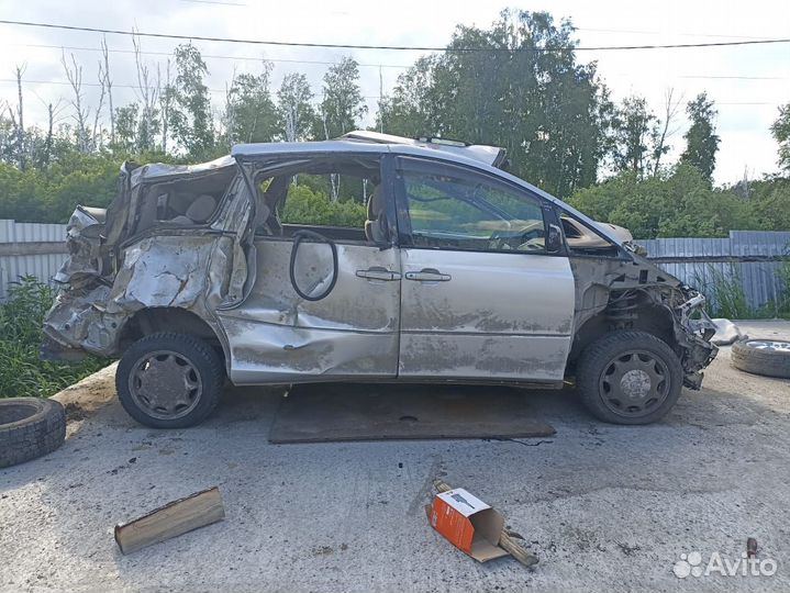 Запчасти toyota estima 2001