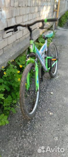 Детский велосипед бу 16