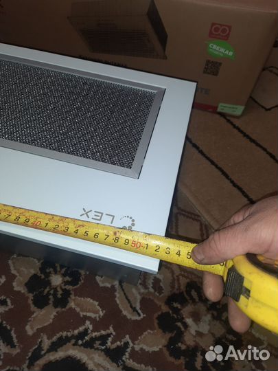 Вытяжка для кухни 50 см новая.Возможна доставка