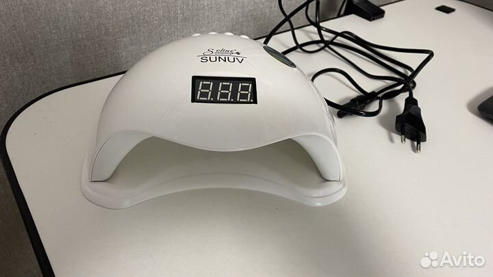 UV/LED лампа для маникюра