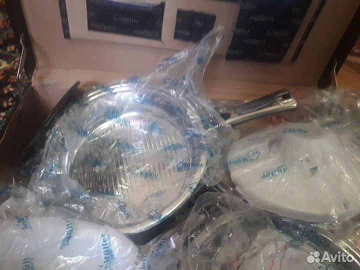 Набор кастрюль новый