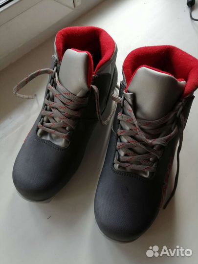 Лыжные ботинки Karjala размер 38