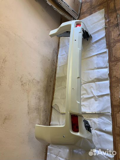 Бампер задний Toyota Land Cruiser Prado 150