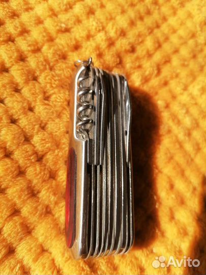 Складной нож мультитул