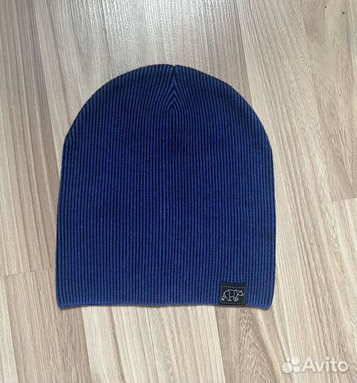 Шапка на мальчика новая