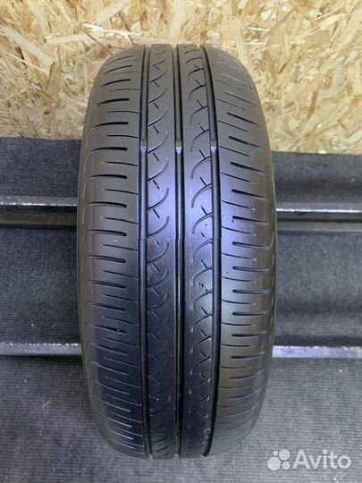 Yokohama BluEarth AE01 185/60 R14 82T