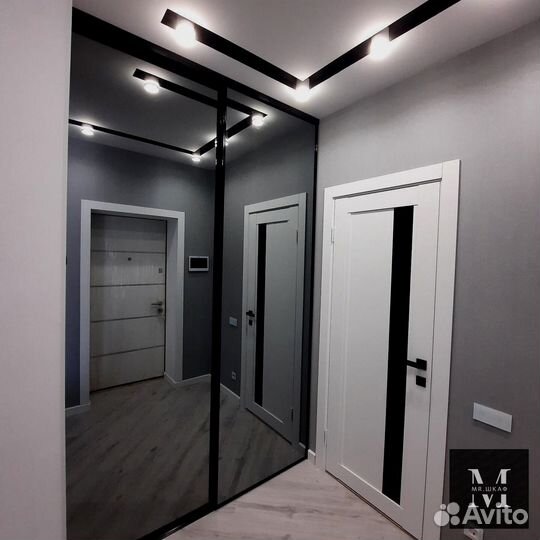 Шкаф встраиваемый