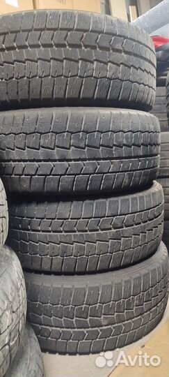 Dunlop Winter Maxx WM02 235/45 R18