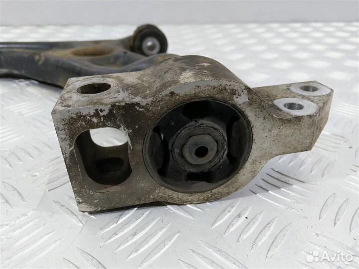 1K0407165C Рычаг передний левый Volkswagen Passat