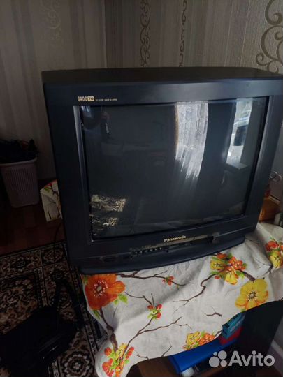 Телевизор бу panasonic