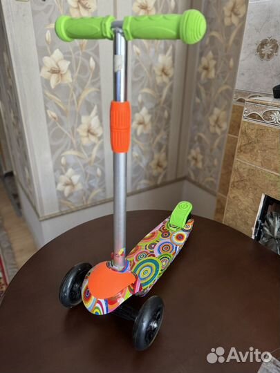 Самокат детский трехколесный