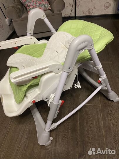 Детский стульчик для кормления