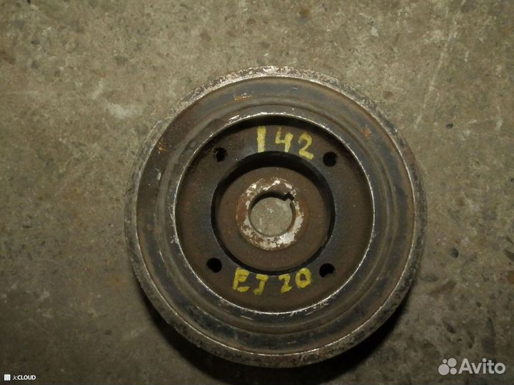 Шкив коленвала на subaru - - EJ20
