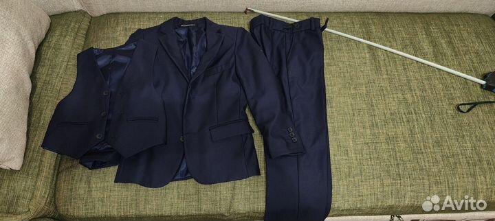 Костюм на мальчика тройка