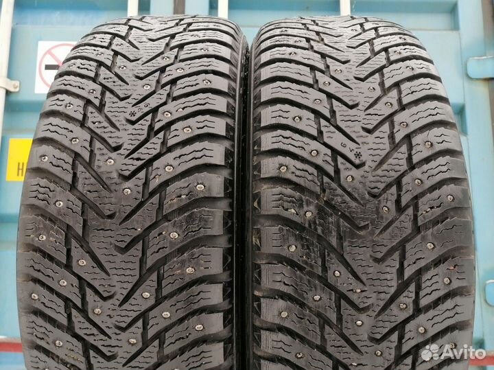 Nokian Tyres Hakkapeliitta 8 SUV 235/65 R17 108T