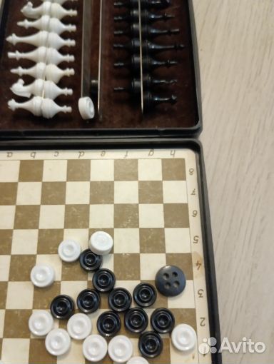 Шахматы и шашки дорожные. Малюсенькие. Магнитные