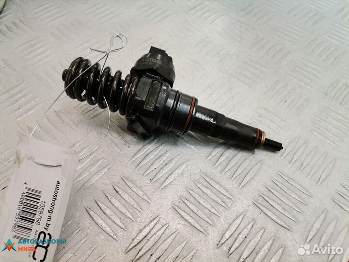 Форсунка Audi A3 8L рест. 2001 038130073AG