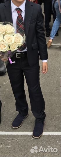 Костюм школьный