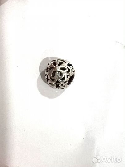 Серебряный браслет pandora шармы