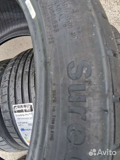 Gripmax SureGrip Pro Sport 225/40 R18 и 255/35 R18