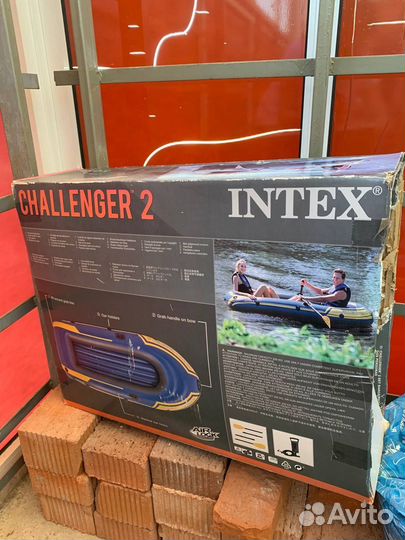 Надувная лодка intex challenger 2