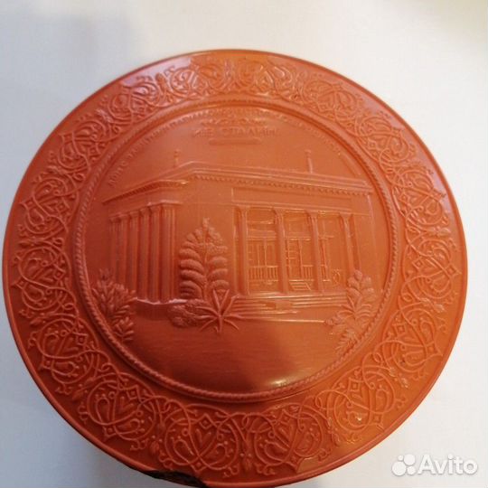 Продаю шкатулку бакелит,карболит.
