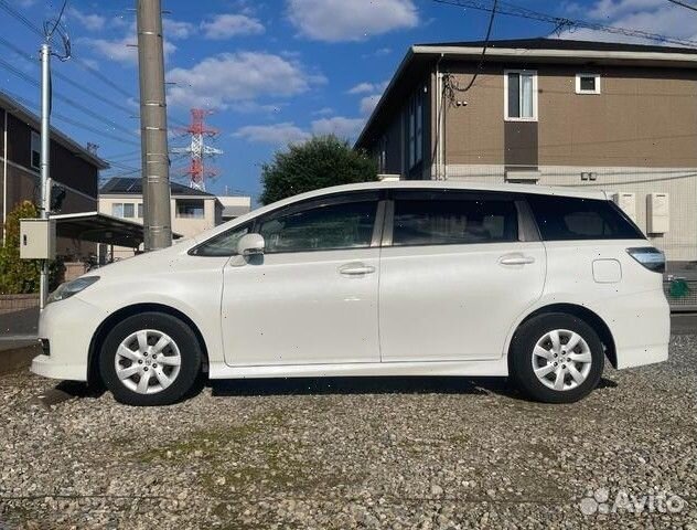 Toyota Wish 1.8 CVT, 2014, 74 500 км