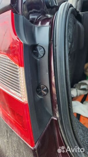 Заглушки на задние фонари vag