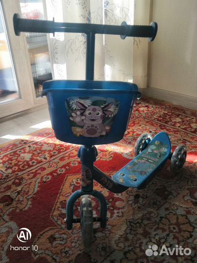 Самокат детский трехколесный в хорошем состоянии