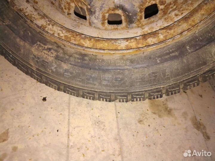 Колёса зима б/у 1 сезон nokian