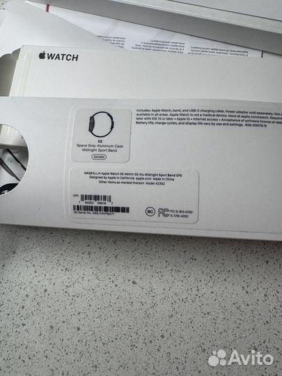 Часы apple watch se 44 mm